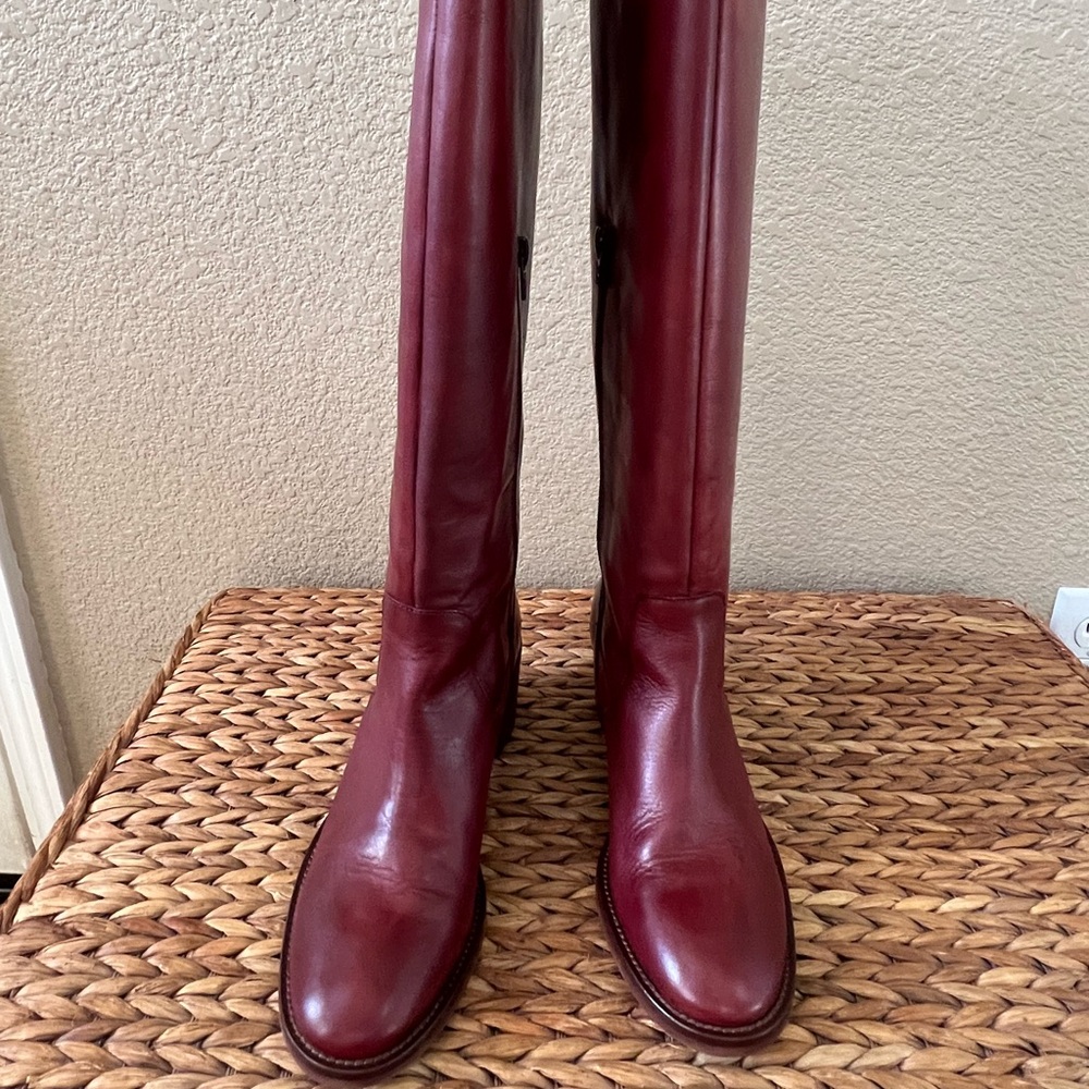 NIB Paola Ferri Red/Rouge Knee Boots women’s size 38